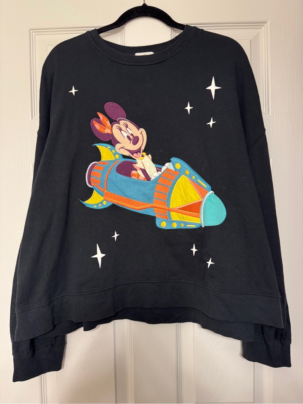 Disneyland Minnie Mouse Black Sweatshirt